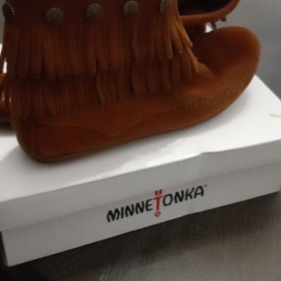 COPY - Minnetonka booties - Picture 3 of 3